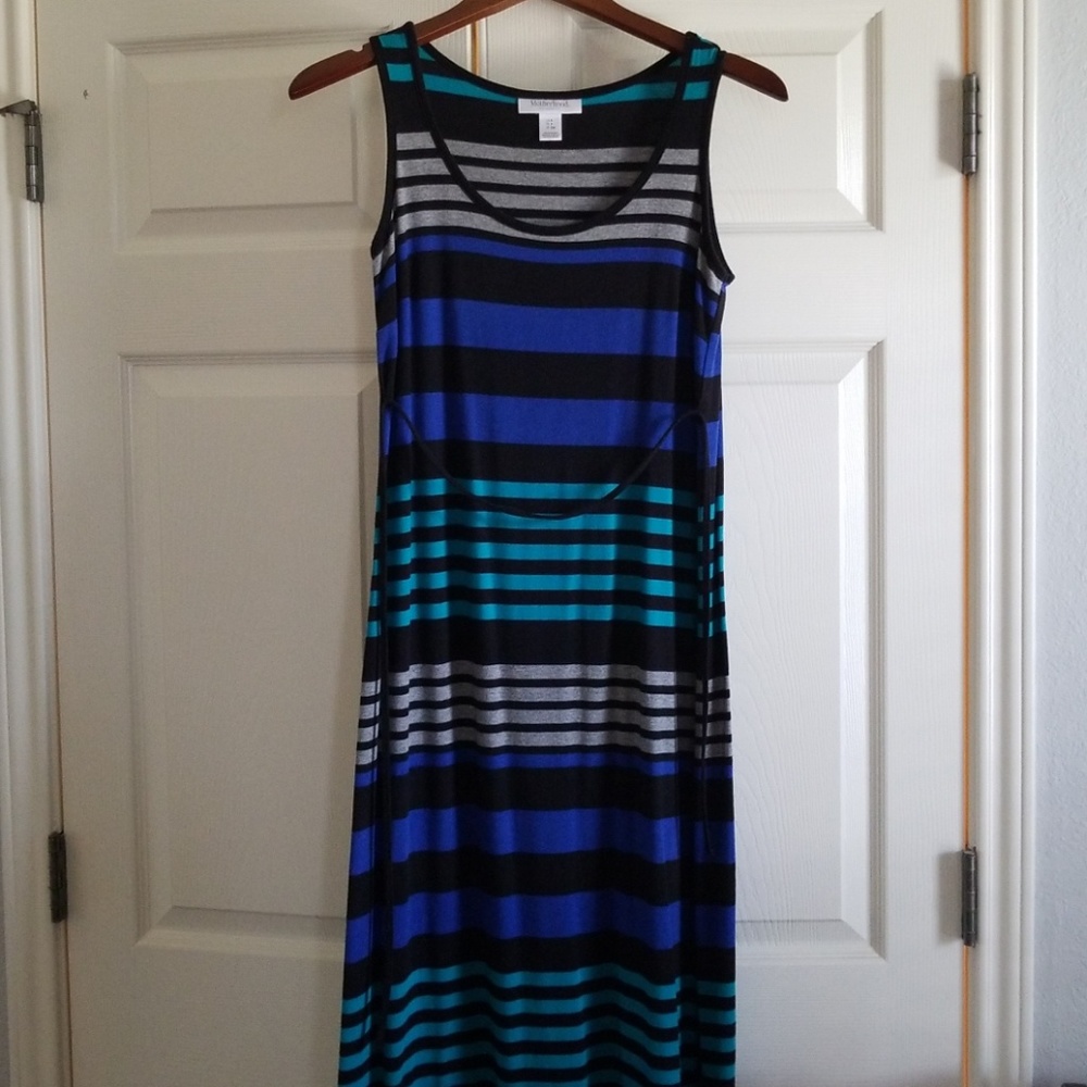 Motherhood Maternity maxi dress size Small